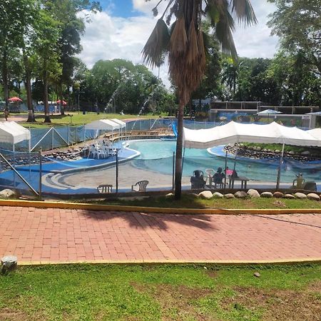 Hotel Hacienda Campestre Мельгар Екстер'єр фото