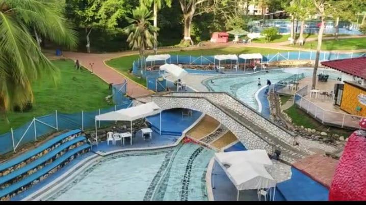 Hotel Hacienda Campestre Мельгар Екстер'єр фото